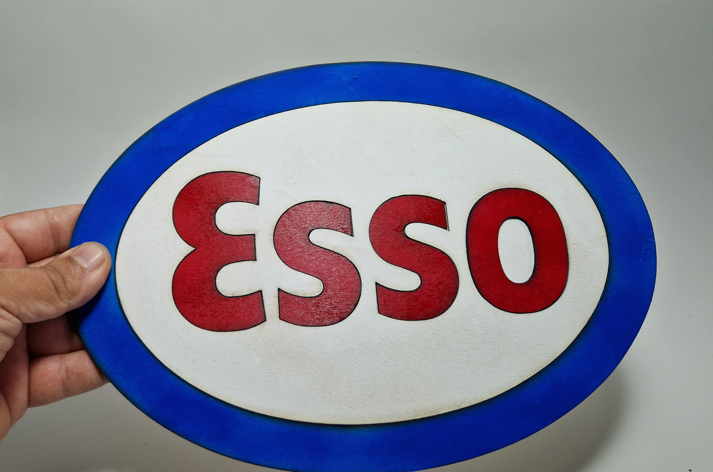Targa decorativa ESSO da collezione realizzata a mano da appendere misure circa 30x20 cm